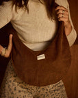 Schultertasche aus Velours camel, 43x25 cm