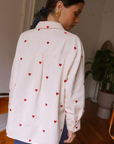 Damenhemd mit Herzchen, weiss-rot