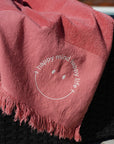 Strandtuch mit Stick SMILE korallenrot-ecru, 90x170 cm