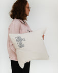 Musselin Kissenbezug Hilla mit Stick COOL PEOPLE beige-anthrazit