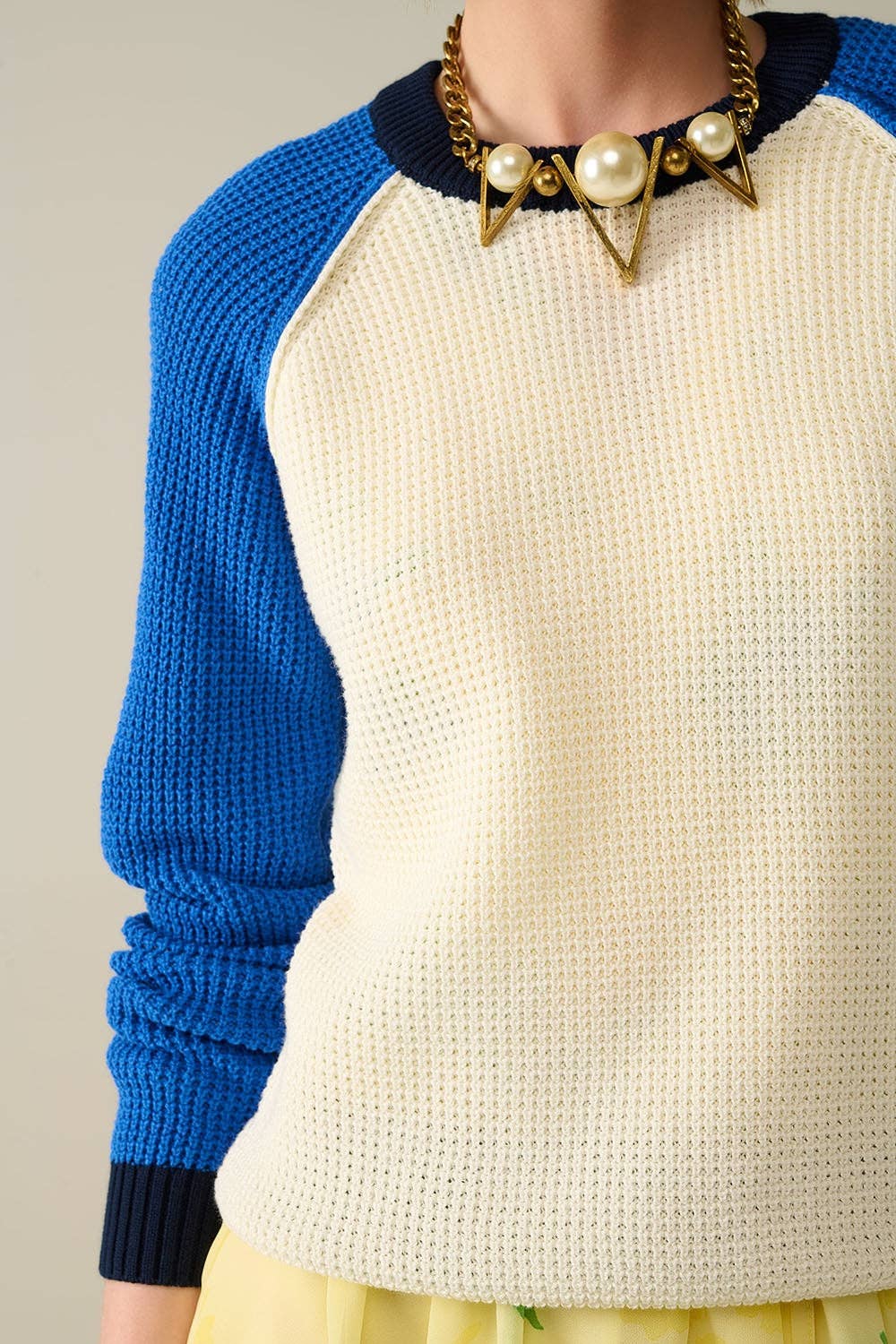 Waffelstrickpullover ecru/blau