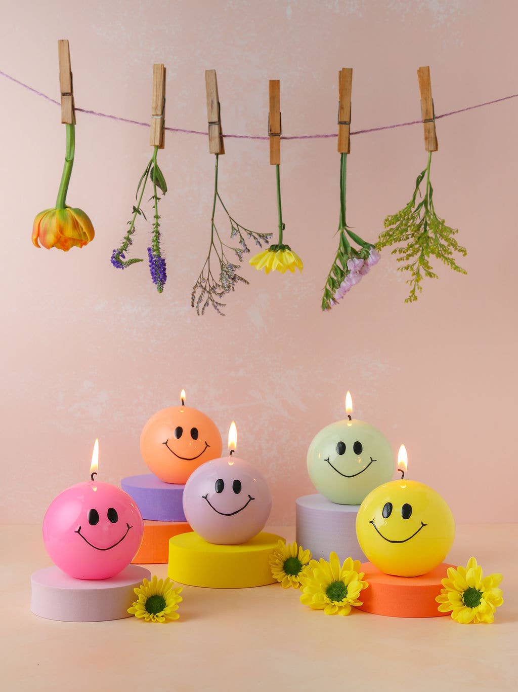 Smiley Kerze hotpink, Ø 7,5 cm