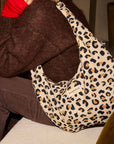 Schultertasche Leopardenmuster creme, 43x25 cm