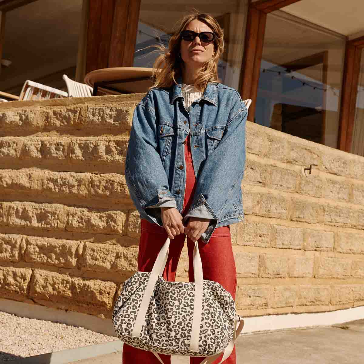Weekend Bag mit Leopardenmuster natur-schwarz, 22x42x28 cm