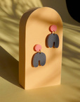 Ohrringe Arch Bogen, rosa-dunkelblau