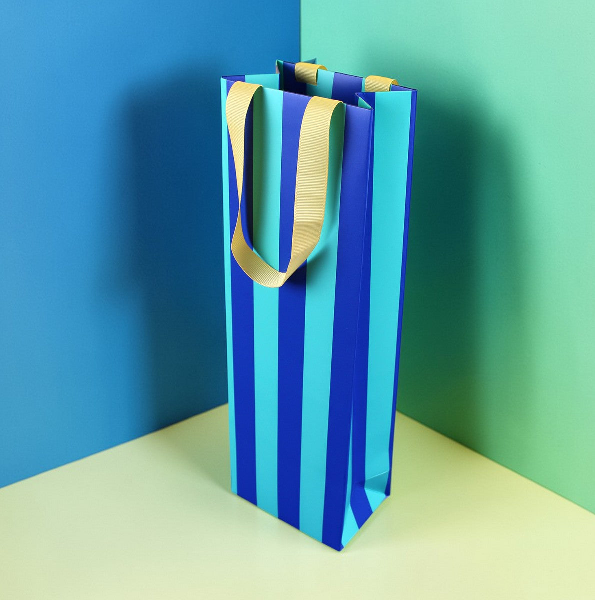 Geschenktasche für Flasche gestreift blau/mint/gelb, 12x8x37 cm