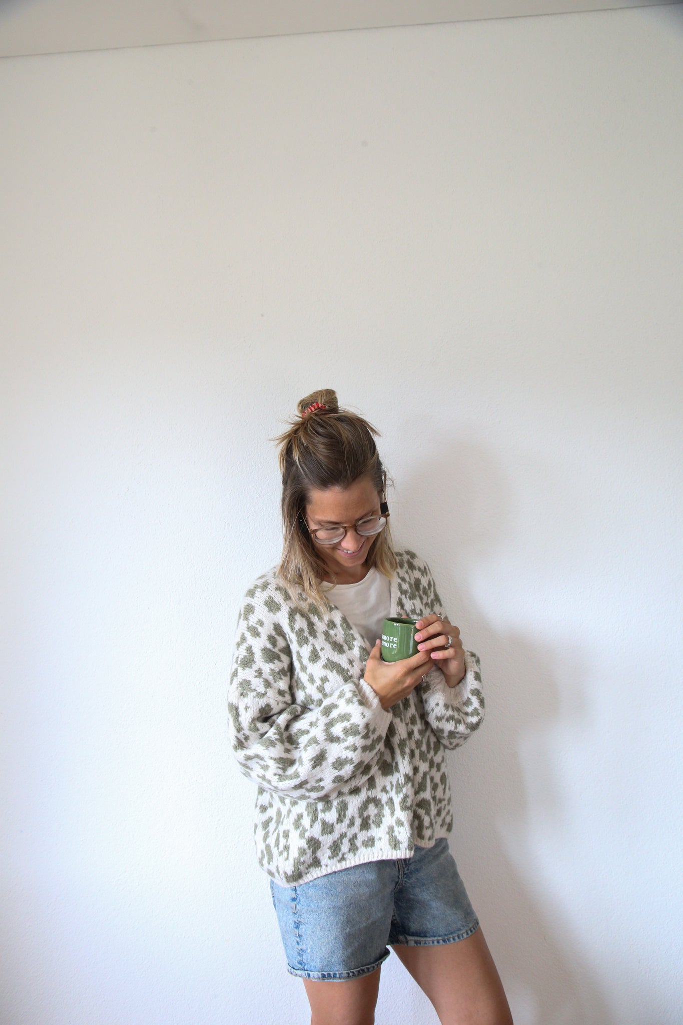 Strickjacke Leopardenmuster rohweiss/grün One Size