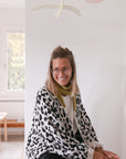 Strickjacke Leopardenmuster rohweiss/schwarz One Size