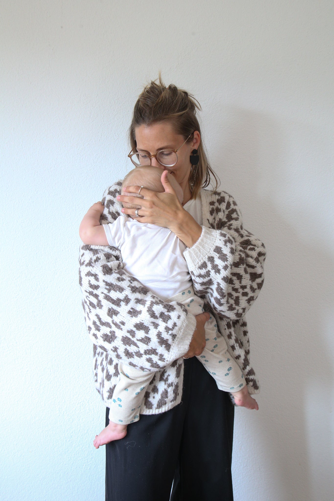 Strickjacke Leopardenmuster rohweiss/taupe One Size