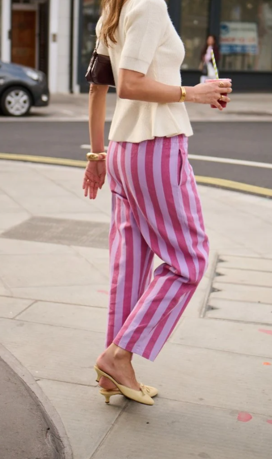 Hose gestreift rosa-lila mit weitem Bein