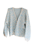 Strickjacke Leopardenmuster rohweiss/hellblau, One Size
