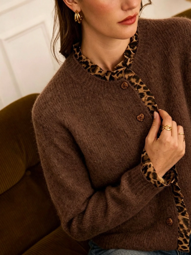 Strickjacke mit Leo-Details braun, One Size