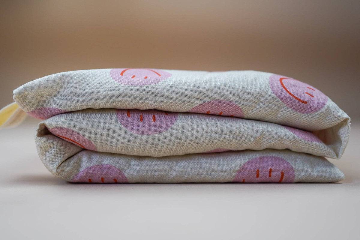 Wärmekissen Smiley Pink - längliches Kammerkissen warm+ Kalt